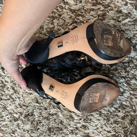 Embellished BCBG black heels - Picture 6 of 8